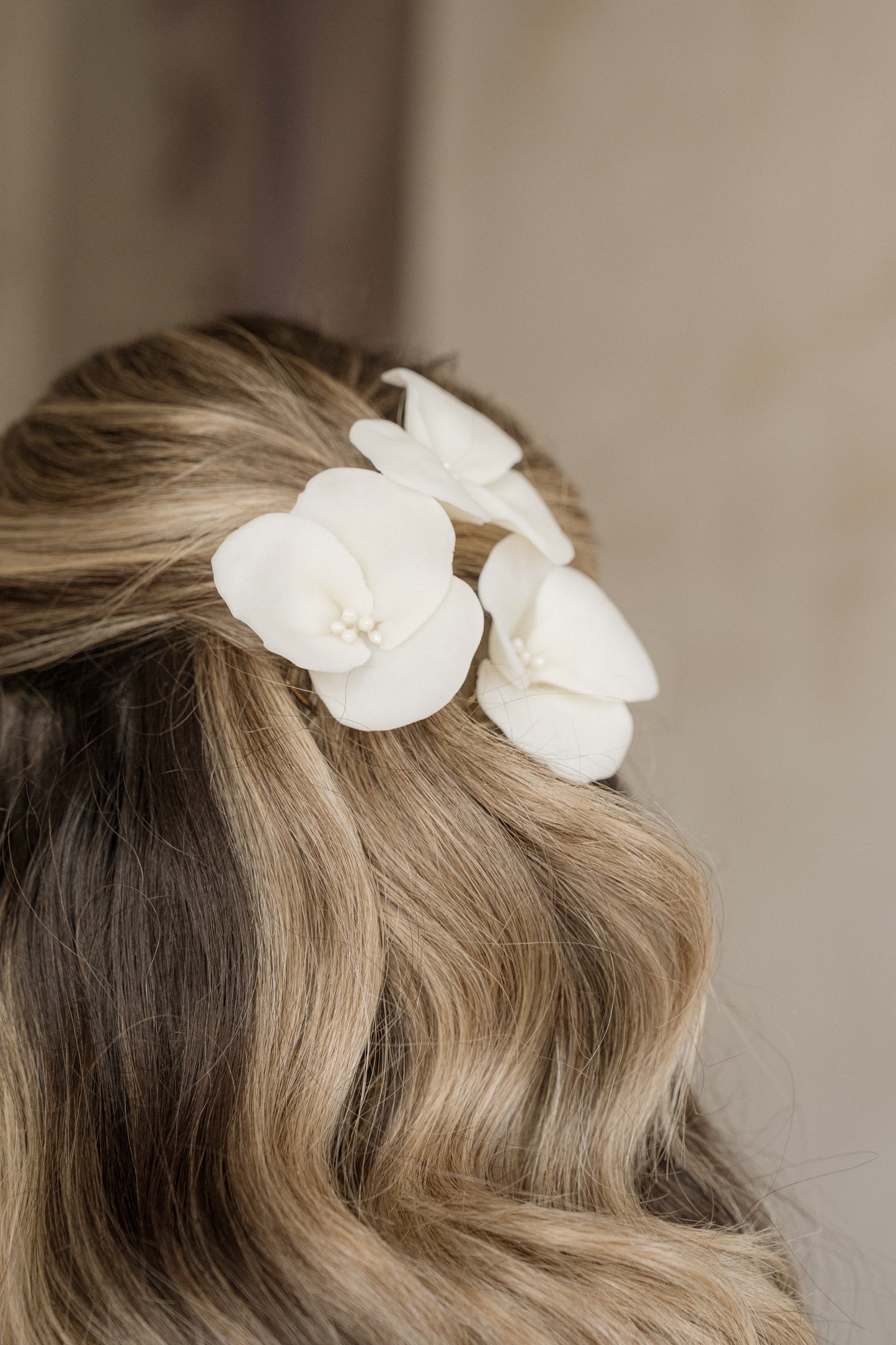 Hair pin flor ivory