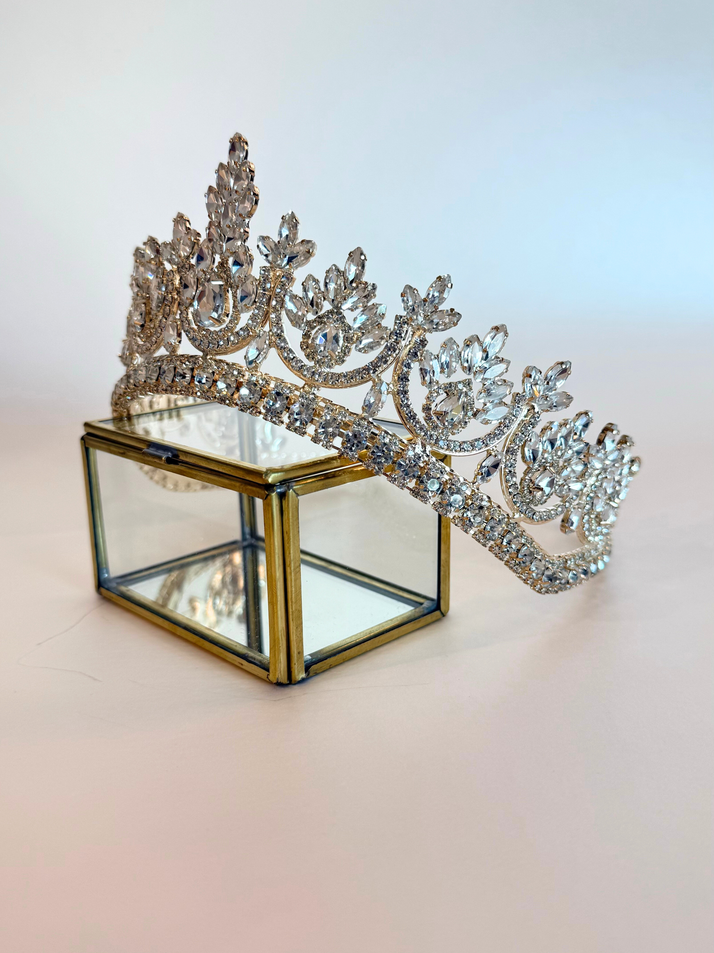 Tiara Gold